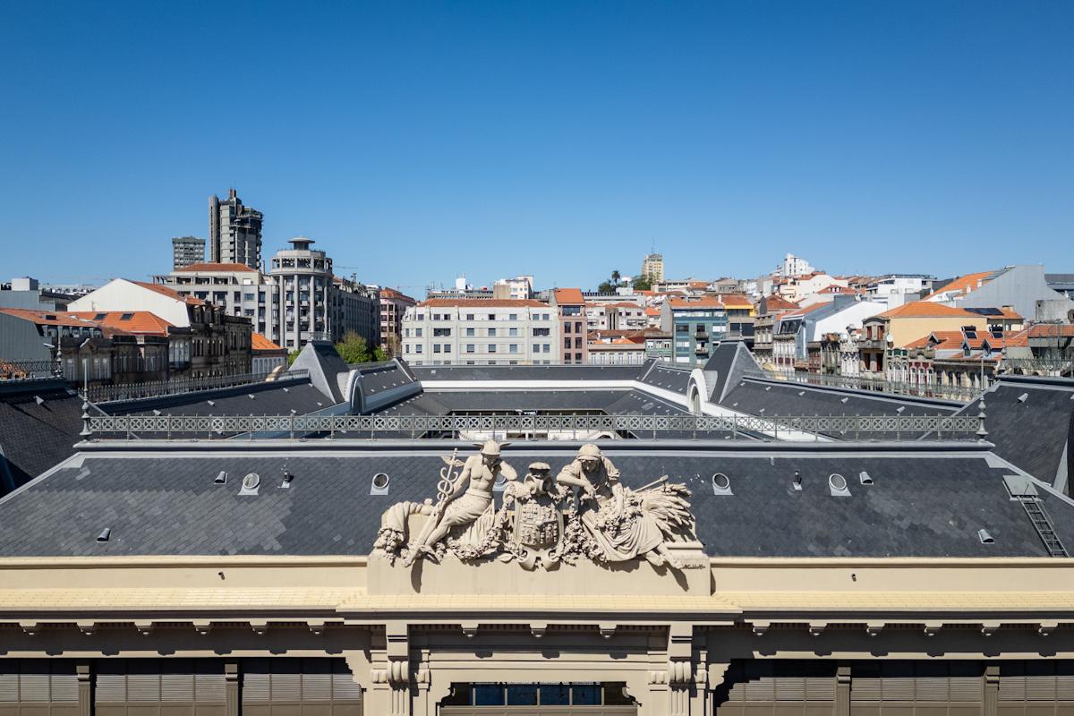 Mercado do Bolhão acolhe piano itinerante durante os próximos meses - e todos podem tocar